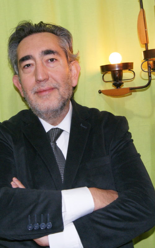 (Turkish) akın uğur